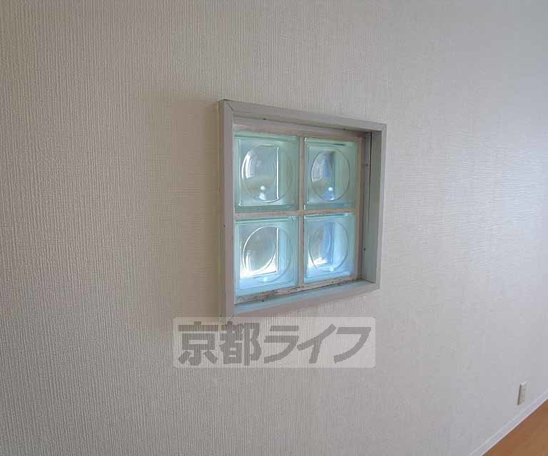 その他部屋・スペース　オシャレ採光窓