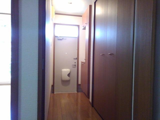 玄関　明るい玄関です