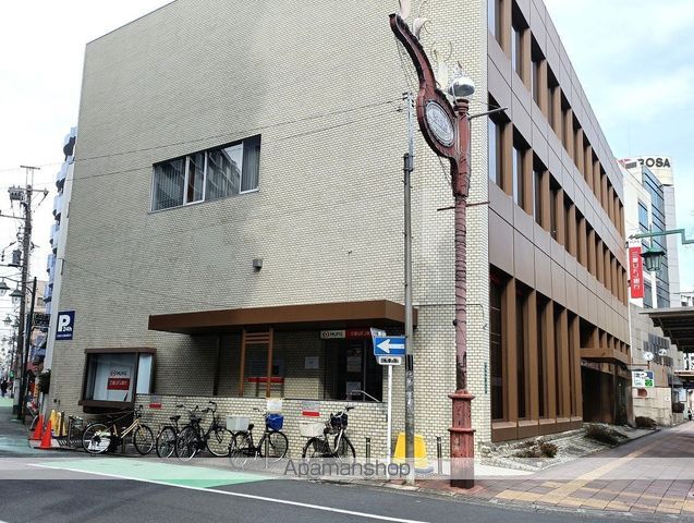 銀行　三菱ＵＦＪ銀行蕨支店（銀行）まで8826m