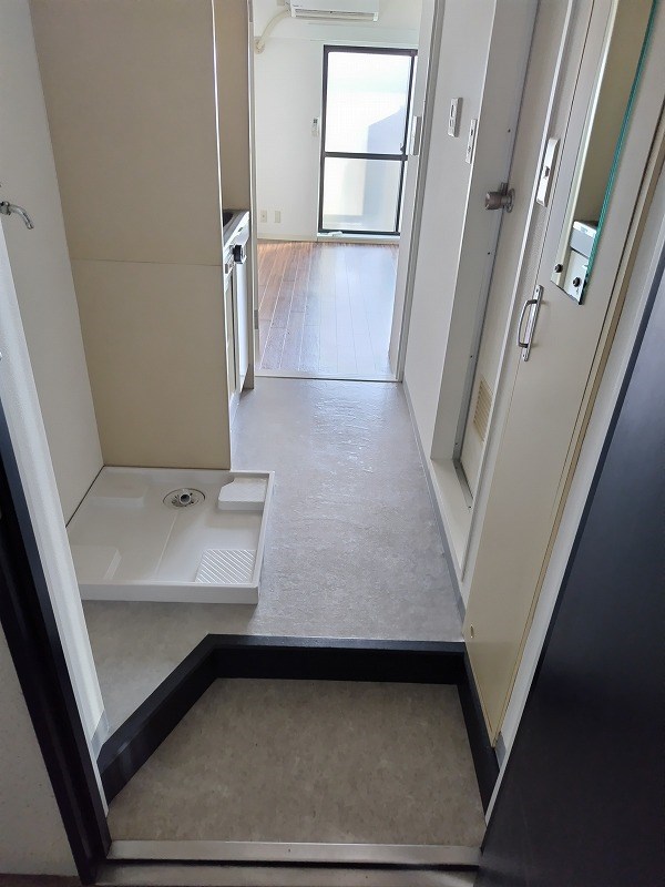 玄関　別部屋参照