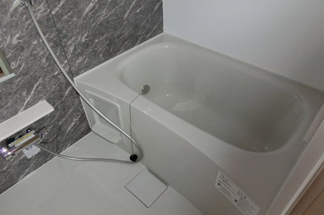 バス・シャワールーム　１階の写真になります