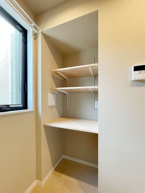 収納　棚付なので収納道具なしでも◎