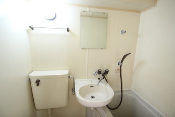 洗面設備　※別部屋の写真です
