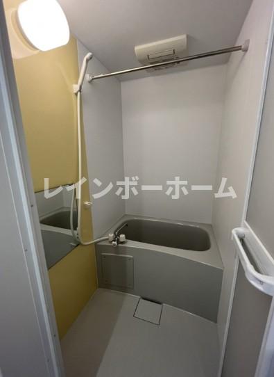 バス・シャワールーム　お風呂です
