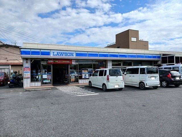 コンビニ　ローソン甲府池田通り店（コンビニ）まで250m