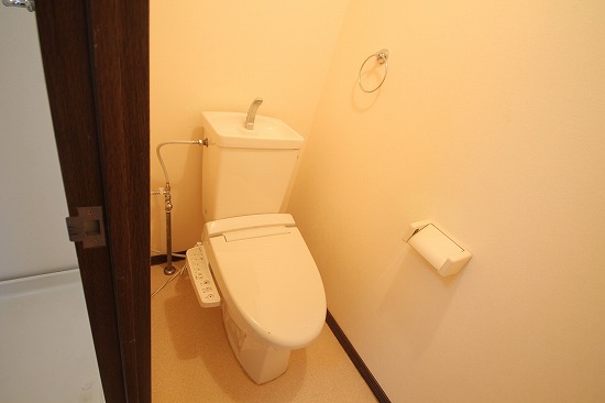 トイレ　※写真は類似です