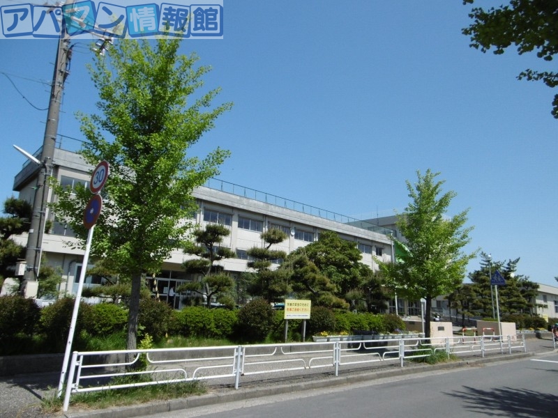 小学校　新潟市立南中野山小学校（小学校）まで1364m