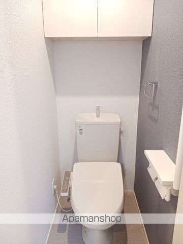ヌーヴェル ラ ヴィのトイレ写真