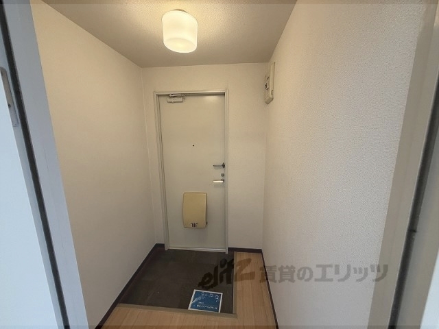 伊丹坂ハイツの玄関写真