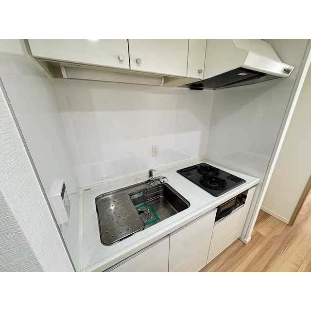 キッチン　※全て別号室のお写真。内装等参考にしてください。