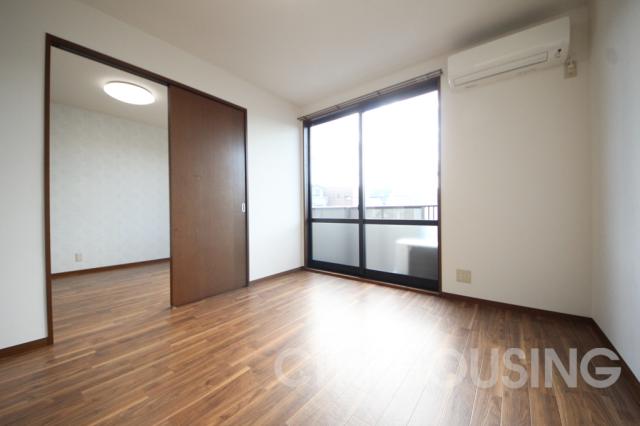 居室・リビング　※同タイプ部屋の写真です。