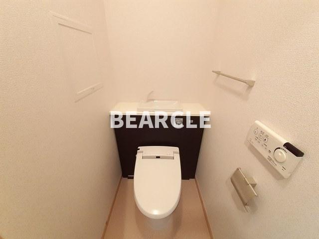 トイレ　落ち着いたトイレです
