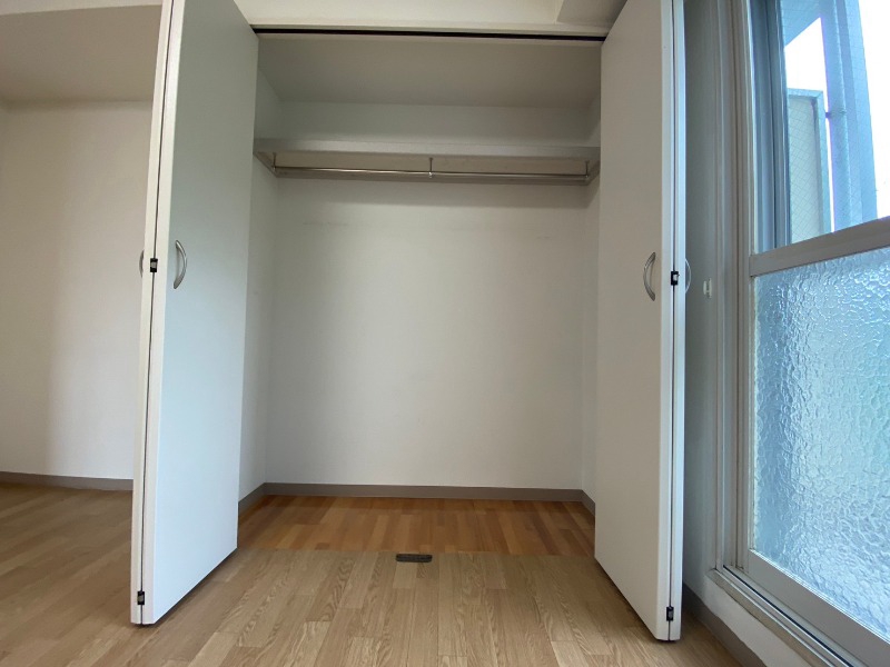 収納　収納もバッチリあるのでお部屋が片付きますよ！