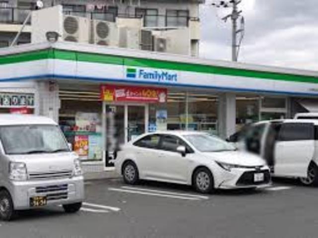 コンビニ　ファミリーマート河内長野西之山町店（コンビニ）まで1075m