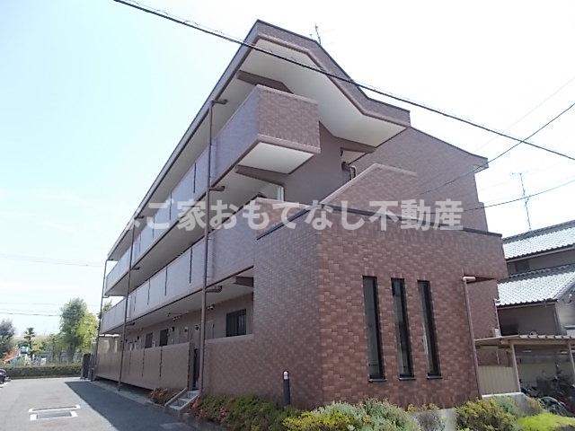 建物外観　ラヴィアン新川