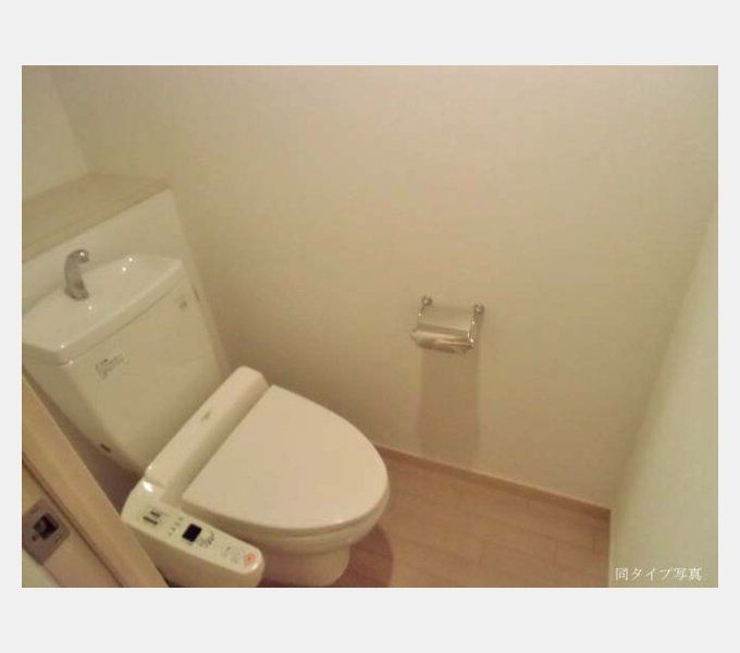 トイレ　※写真は同タイプの別のお部屋です