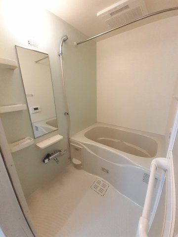 バス・シャワールーム　きれいなお風呂です