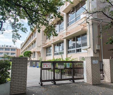 小学校　葛飾区立中之台小学校（小学校）まで140m