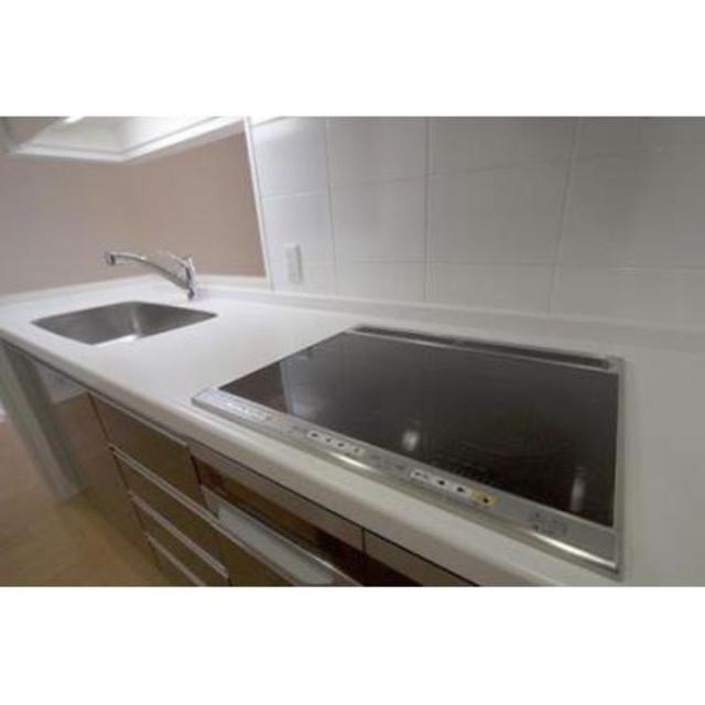 キッチン　※写真は同タイプ住戸です。
