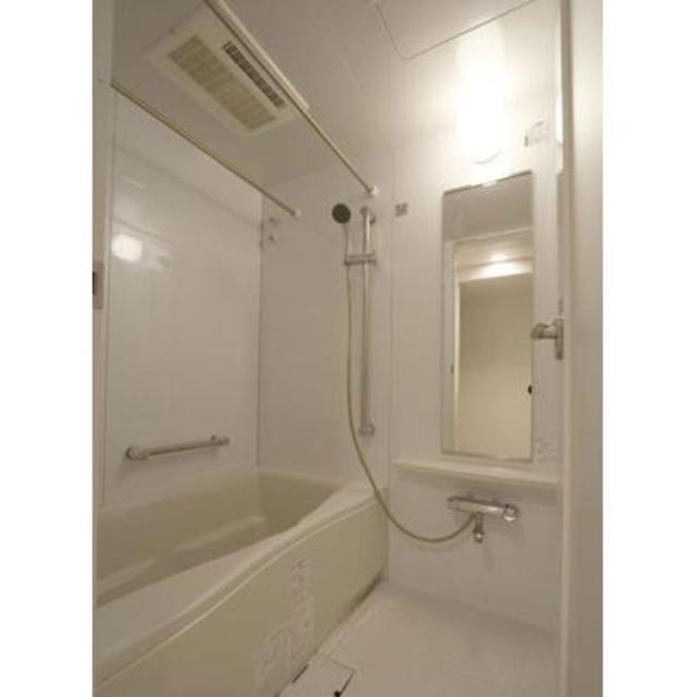 バス・シャワールーム　※写真は同タイプ住戸です。