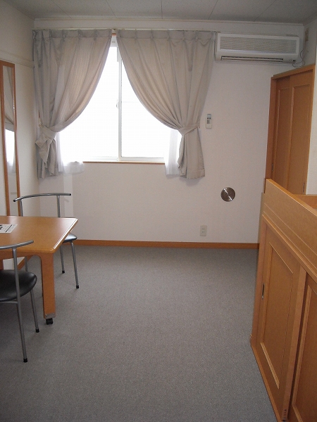 居室・リビング　写真は２Ｆのお部屋です。１Ｆはフローリングとなります。