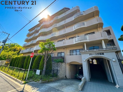 建物外観　オートロック付きで安心です！