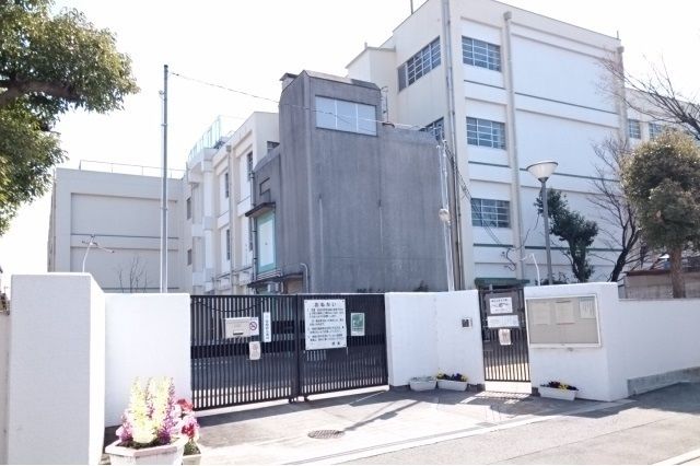 小学校　尼崎市立大島小学校（小学校）まで600m