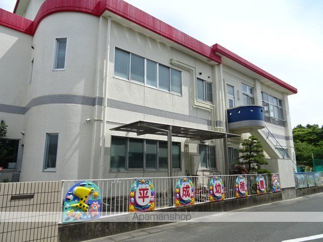 幼稚園・保育園　平成幼稚園（幼稚園・保育園）まで972m