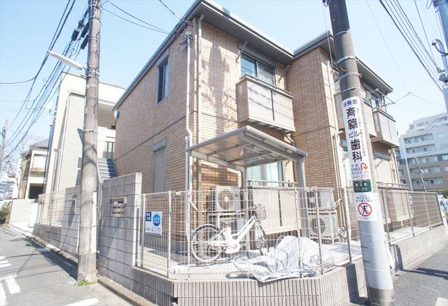 建物外観　地震に強いセキスイハイム施工