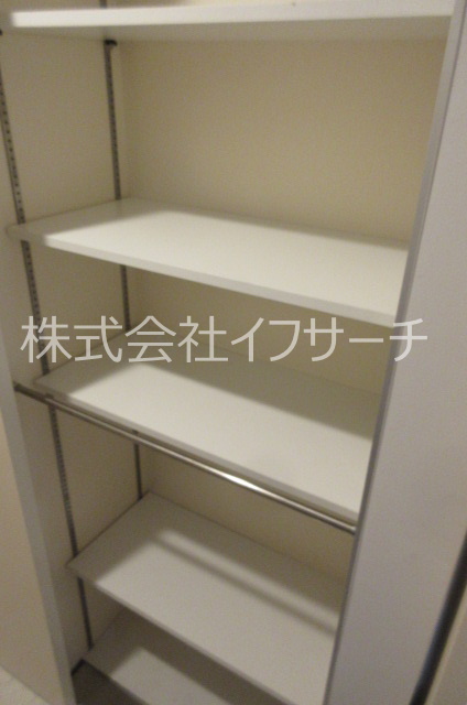 収納　玄関前シューズボックス　当社担当撮影