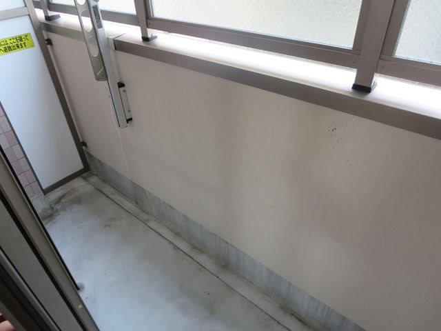 バルコニー　東向き