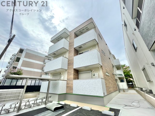 建物外観　オートロック付きで安心です！