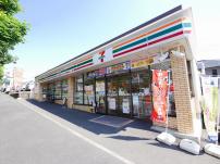 コンビニ　セブンイレブン 横浜栄小山台2丁目店（コンビニ）まで153m