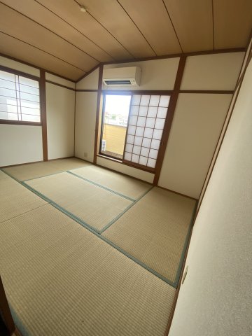 垂水区泉が丘テラスの居間写真