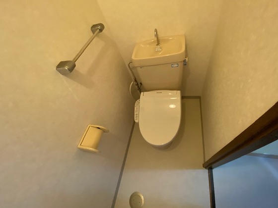 トイレ　※別部屋の写真です