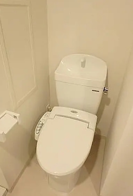 トイレ　同仕様参考写真