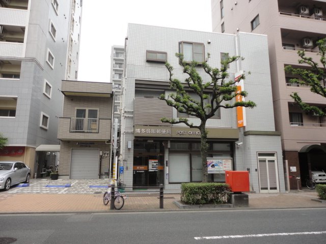 郵便局　博多呉服郵便局（郵便局）まで283m