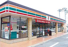 コンビニ　セブンイレブン 博多住吉4丁目店（コンビニ）まで299m
