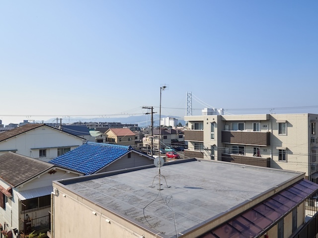 山陽電鉄本線 舞子公園駅 徒歩15分 3階建 築46年の外観写真