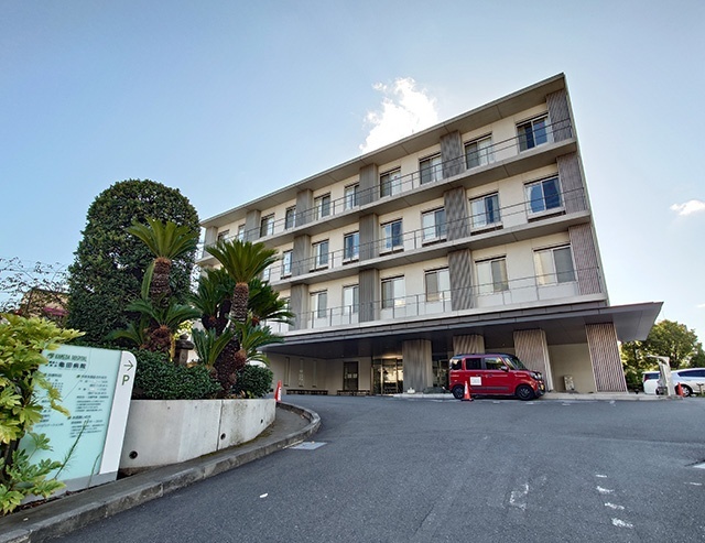 病院　明和会亀田病院（病院）まで1007m
