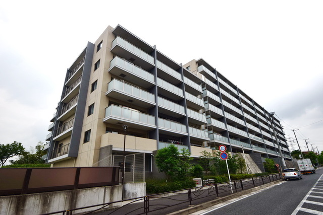 建物外観　～ワンランク上の暮らしはココから～