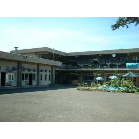 幼稚園・保育園　上田市東部保育園（幼稚園・保育園）まで499m