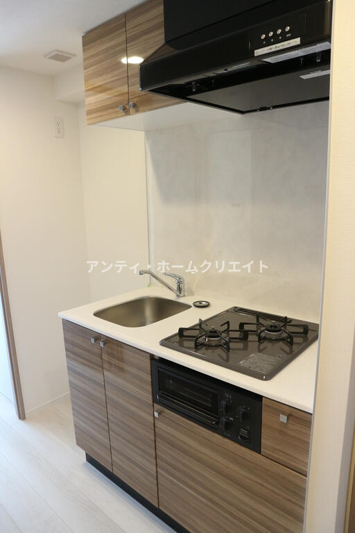 キッチン　同タイプ別階部屋写真