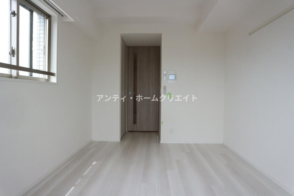 居室・リビング　同タイプ別階部屋写真