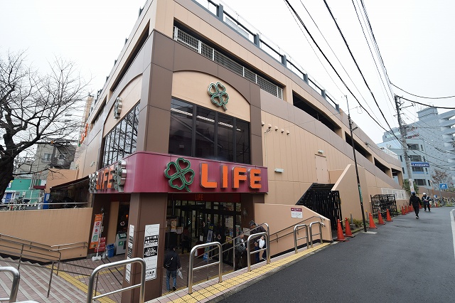 スーパー　ライフ 東中野店（スーパー）まで62m