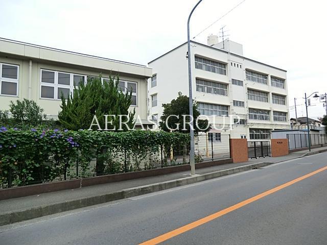 小学校　横浜市立川和小学校（小学校）まで573m