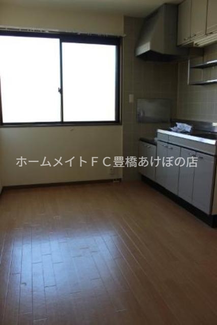 居室・リビング　同型別部屋写真