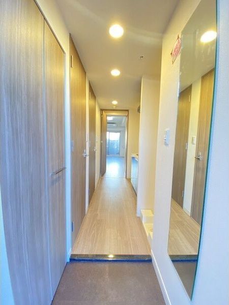 PHOENIX新大阪の玄関写真