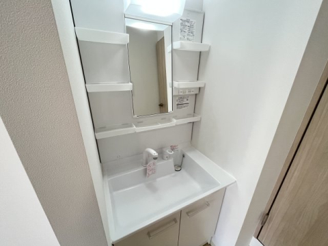 Lustore西宮北口1号棟の内装写真