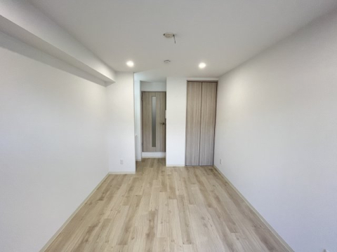 Lustore西宮北口1号棟の居間写真